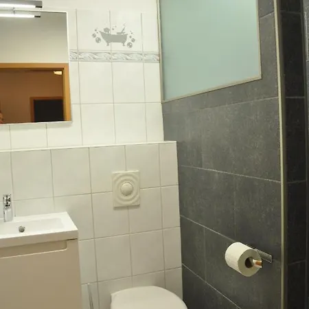 Ursprung アパート